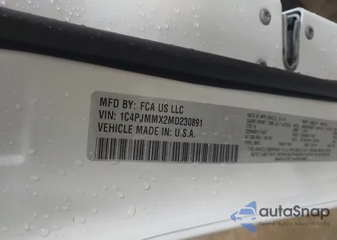 2021 Jeep Cherokee Latitude Lux 4X4 from USA, damaged, VIN 1C4PJMMX2MD230891